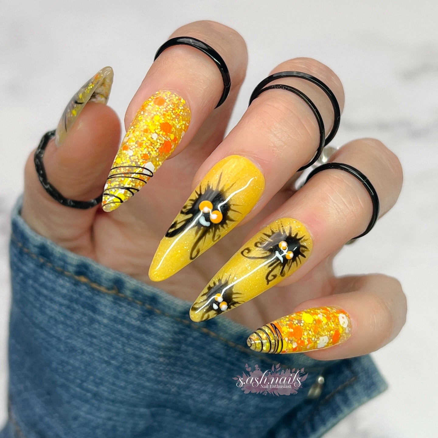 Candy Corn - #076