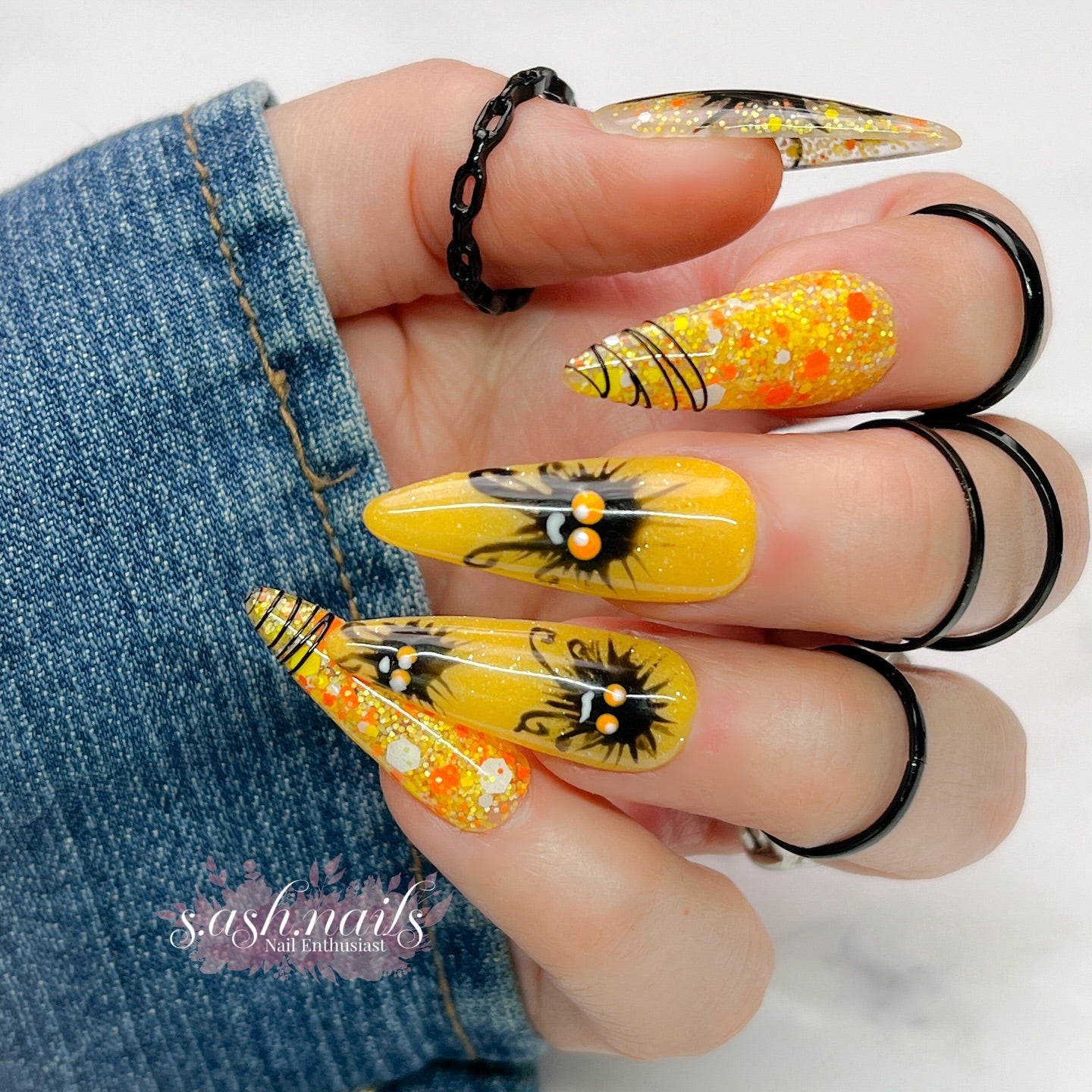 Candy Corn - #076